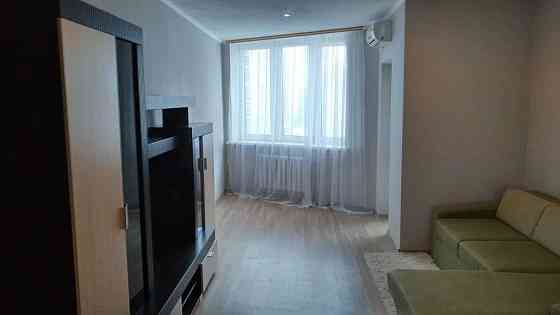 Оренда Квартира 1-кімнатна, 11/23 поверх на ул. Анны Ахматовой Київ