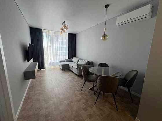 Продаж Квартира 1-кімнатна, 16/25 поверх на Дніпровська набережна, 15Ж Kiev