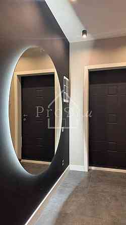 Продаж Квартира 1-кімнатна, 24/26 поверх на Кадетський Гай вул., 10 Kiev