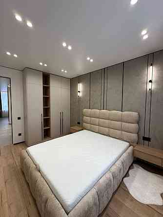 Продаж Квартира 3-кімнатна, 6/9 поверх на Приозерна Ивано-Франковск