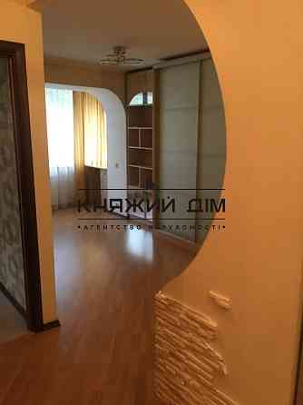 Оренда Квартира 1-кімнатна, 2/5 поверх на Вавиловых ул. Київ