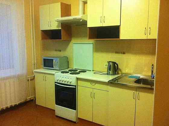 Оренда Квартира 1-кімнатна, 15/22 поверх на ул. Краковская Kiev