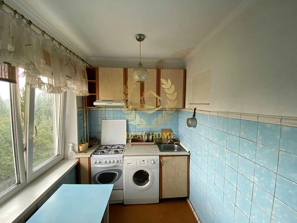 Продаж 3-х кімн. квартири Лісовий масив, вул. Кубанської України Київ - фото 3