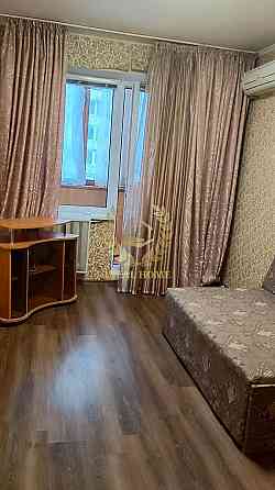 Продаж Квартира 1-кімнатна, 4/9 поверх на Рональда Рейгана ул., 11А Киев