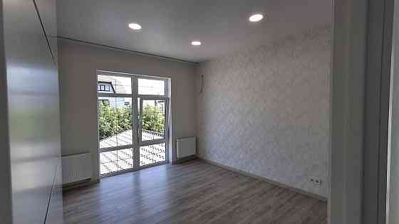 Продаж Будинок 4-кімнатний на ул. Ясеневая, 9 Limanka