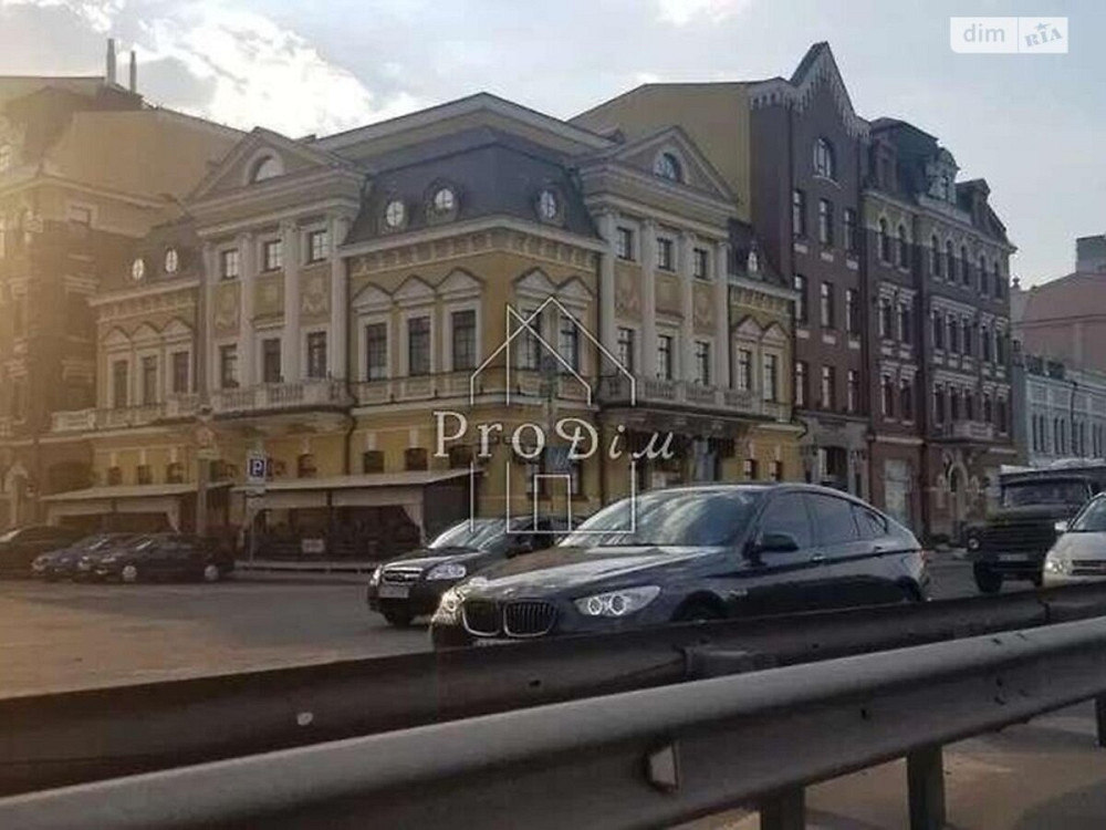 Продаж 2к квартири 33 кв. м на вул. Набережно-Хрещатицька 7 під офіс Киев - изображение 1