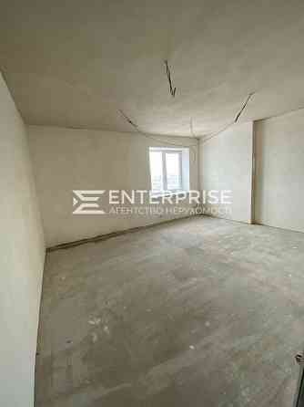 Продаж Квартира 3-кімнатна, 25/25 поверх на вул. Осенняя Київ