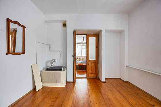 Продаж Будинок 4-кімнатний на вул. Бандери Гірник