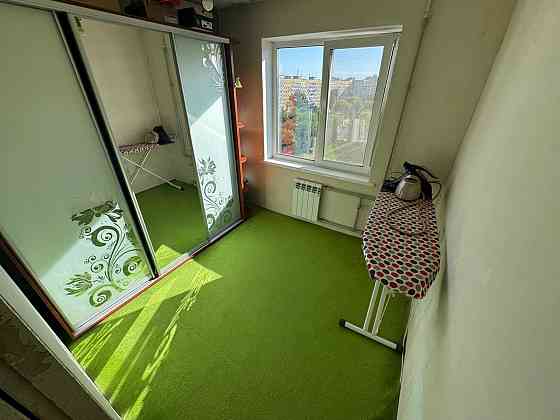 Продаж Квартира 4-кімнатна, 9/10 поверх на Мониторная ул., 12 Дніпро