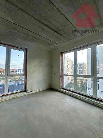 Продаж Квартира 3-кімнатна, 4/7 поверх на Легоцького, 82 Ужгород