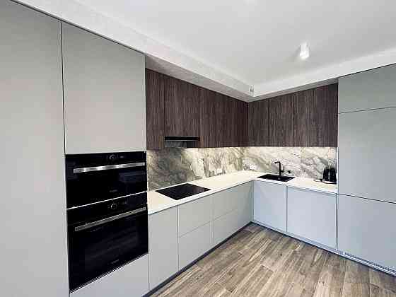 Продаж Квартира 2-кімнатна, 8/10 поверх на Аржанова ул., 1 Дніпро