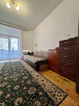 Продаж Квартира 2-кімнатна, 5/5 поверх на вул. Леоніда Каденюка Киев