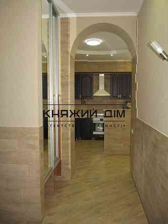 Оренда Квартира 3-кімнатна, 13/25 поверх на Лебедева Николая ул. Kiev