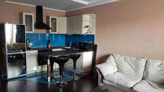 Оренда Квартира 3-кімнатна, 4/26 поверх на ул. Срибнокильская Київ