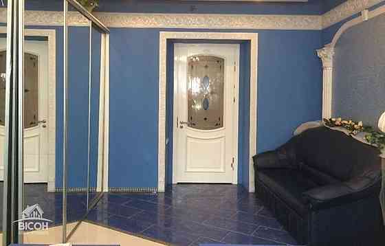 Продаж 3к квартири 90 кв. м Ternopil'