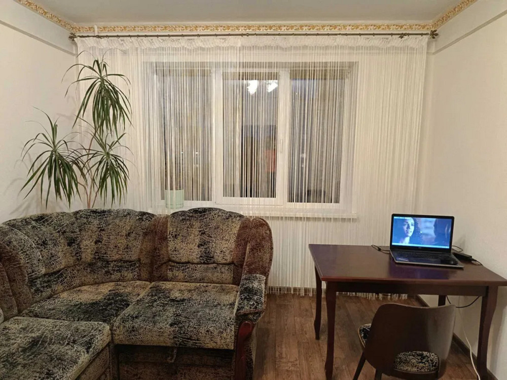 Оренда Квартира 3-кімнатна, 6/9 поверх на Бажана, 9 Киев - изображение 2