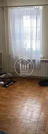 Продаж Квартира 3-кімнатна, 2/9 поверх на Околична вул., 18 Львів