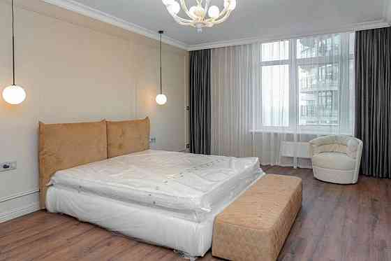 Продаж Квартира 2-кімнатна, 20/25 поверх на Каманина ул. Одеса