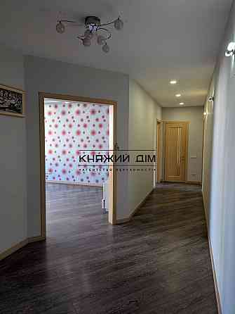 Продаж 3-х кімнатної вул.Б.Гмирі 6 м.Осокорки або м.Позняки Kiev