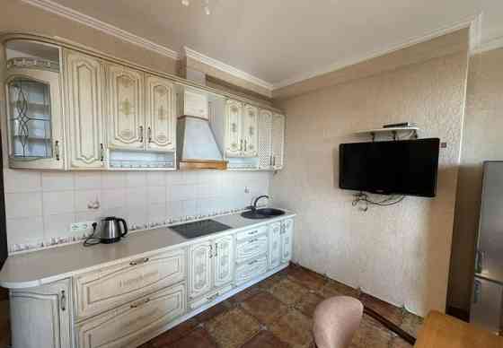 Оренда Квартира 1-кімнатна, 15/17 поверх на Базарная ул., 5/3 Одесса