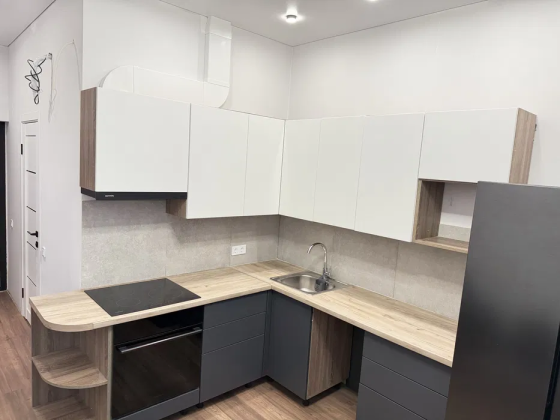 Продаж Квартира 2-кімнатна на ул. Гераневая, 8 Одеса