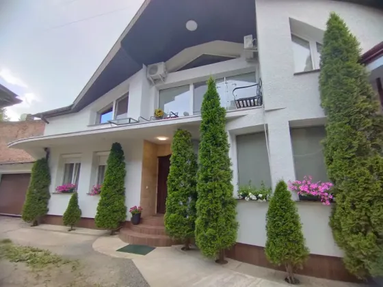 For sale 2-storey House with land 3 ares 145 sq.m 3 rooms at Мукачівська Uzhhorod