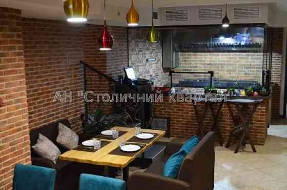 Продаж Будинок 9-кімнатний на Володимирська вул., 92/39 Київ