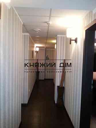 Оренда офісне приміщення на Межигорская ул. поверх - 1/4 Київ