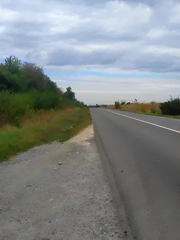 Продажа земельного участка  площадь 5.7 сот Незалежності вулиця  - изображение 2