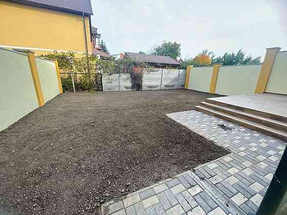 Продам трехкомнатную квартиру в доме бизнес класса в пер. Курортный Одеса