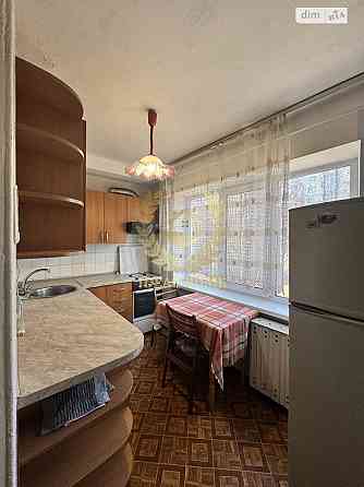 Продаж Квартира 2-кімнатна, 2/5 поверх на Леся Курбаса пр-т, 5 Kiev