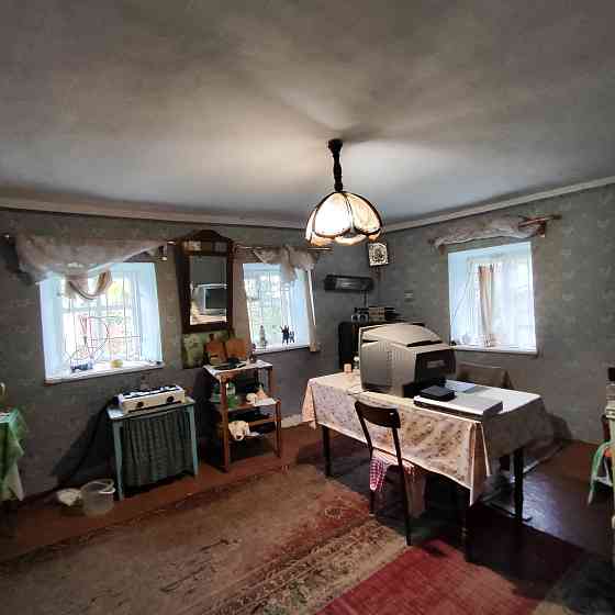 Продаётся небольшой дом в с.Жолтое  на самом берегу Хаджибеевского лимана Жовте