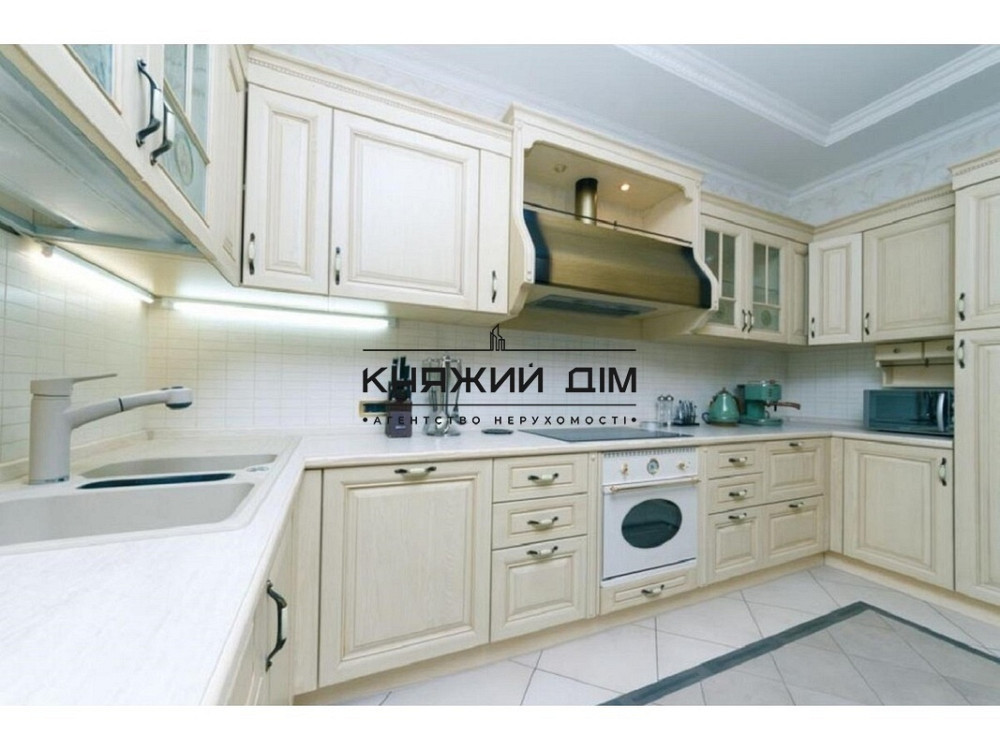 Продаж 3-кімнатної квартири в центрі. Горького/ Антоновича 72, м. Олімпійська. № 21138061 Київ - фото 1