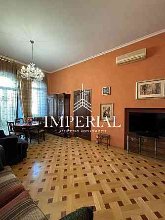 Оренда Квартира 3-кімнатна, 5/5 поверх на вул. Лютеранська Київ