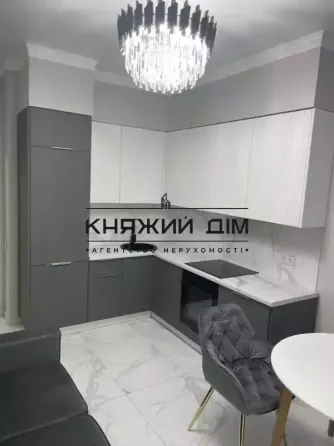 Квартира з дизайнерським ремонтом в престижному ЖК Manhattan City Kiev