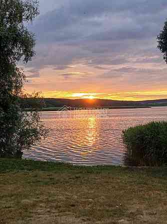 Продаж Будинок 5-кімнатний на вул. зарічанська Fesky