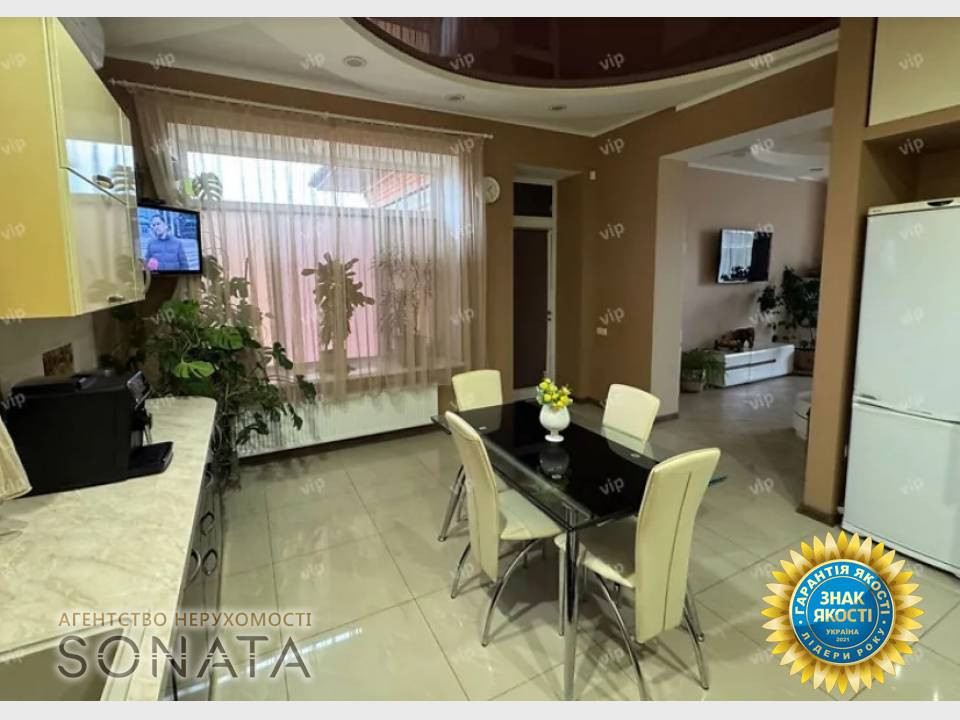 Продаж 2-поверховий Будинок  210 кв.м 5 кімн. на вул. Стуса Черкаси - фото 10