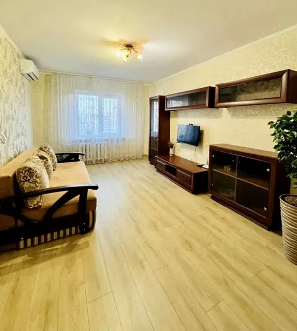 Оренда Квартира 1-кімнатна, 18/22 поверх на Пчілки, 4 Kiev - photo 1