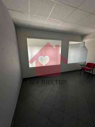 Оренда приміщення вільного призначення на Волошина поверх - 3/4 Uzhhorod