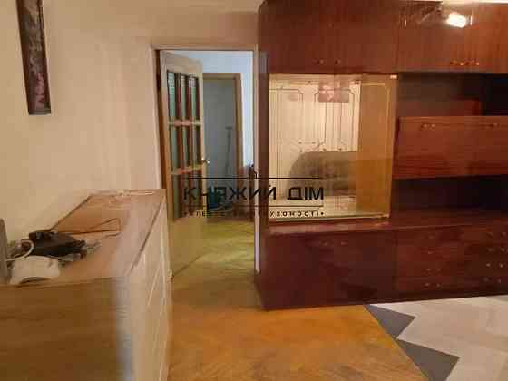 Оренда Квартира 2-кімнатна, 1/16 поверх на Урицкого ул./ Липкивского Василия Kiev