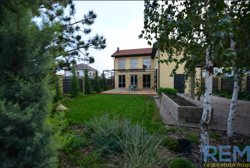 Новый дом с авторским дизайном в пос.Лески Ліски (Комінтернівський район) - фото 1