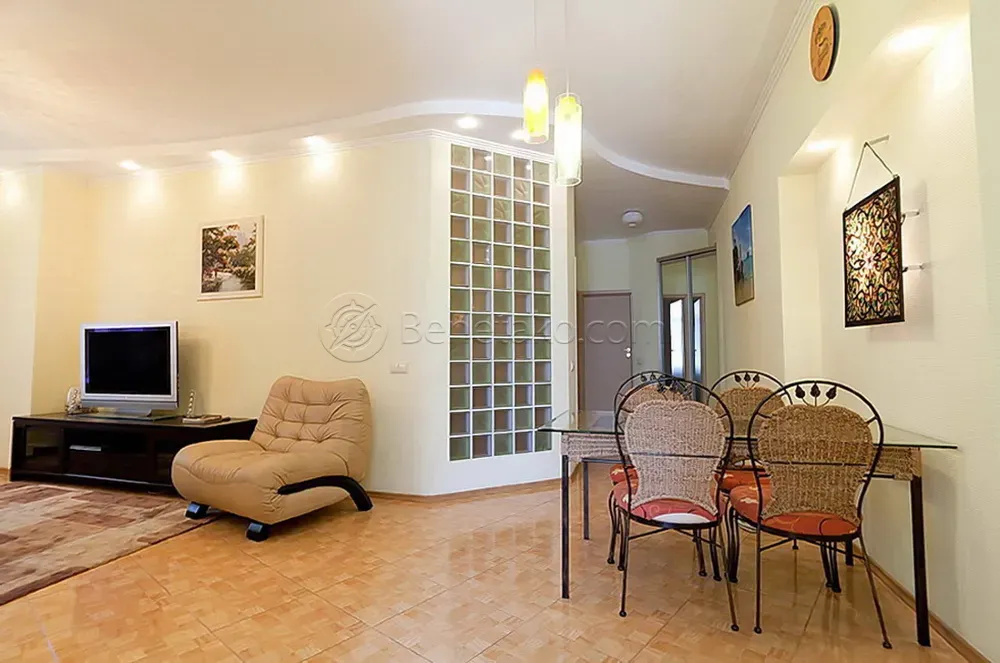 Оренда 3к Квартира 80 кв.м Пироговская, 5 Одеса - фото 1