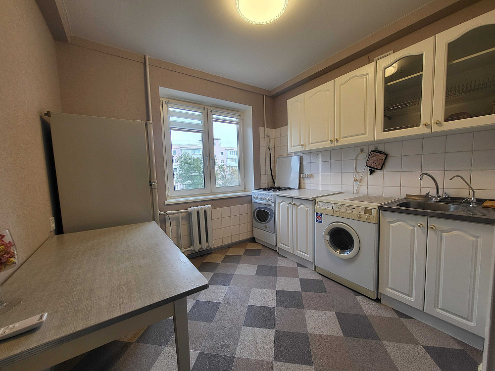 Продаж Квартира 2-кімнатна, 8/9 поверх на Коновальця Євгена вул., д. 37 Киев - изображение 6