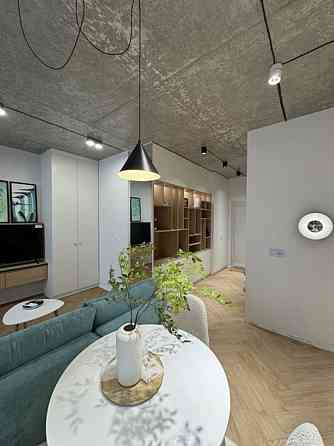 Продаж Квартира 1-кімнатна, 13/25 поверх на Миколи Гулака вул., 4 Киев