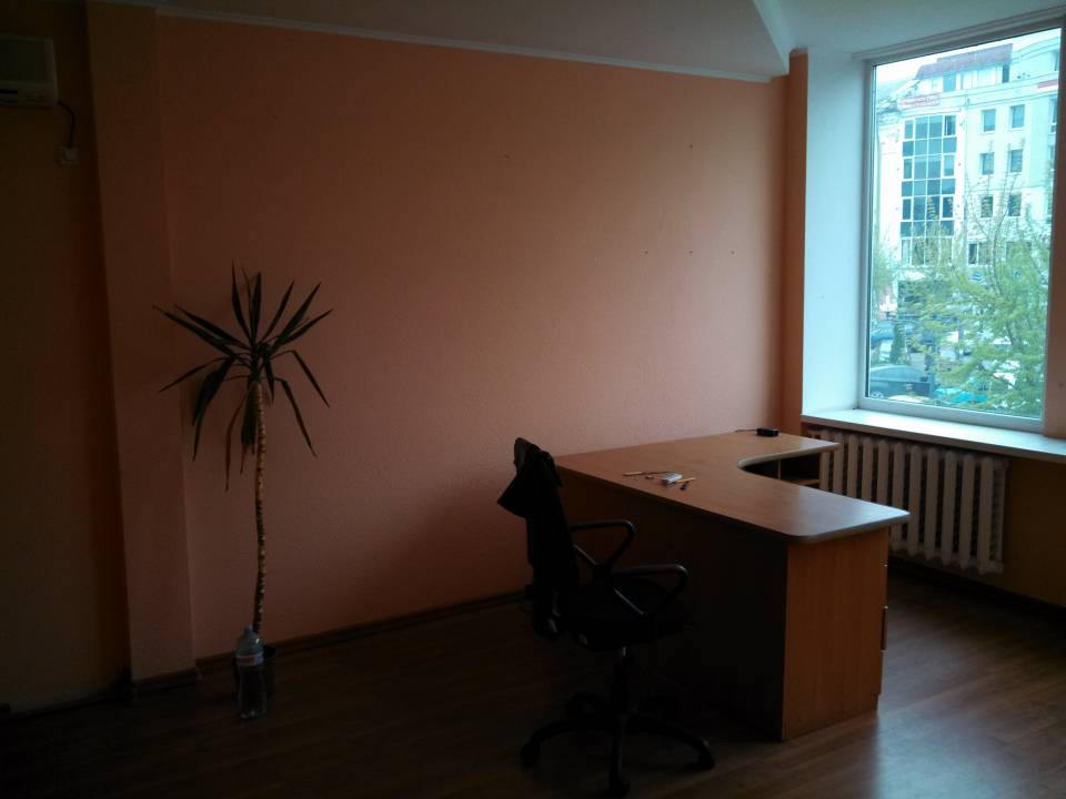 Продаж офісне приміщення на вул. Смілянська, 23 приміщень - 3, поверх - 2/9 Черкаси - фото 1