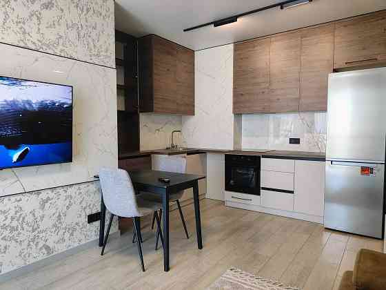 Продаж Квартира 1-кімнатна, 14/26 поверх на Вірменська вул., д. 8 Київ