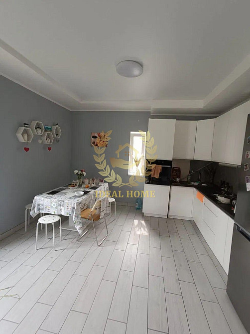 Продаж Будинок 4-кімнатний на Молодёжная ул.  - фото 10