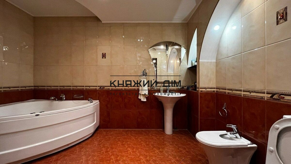 БЕЗ КОМІСІЇ !!! Оренда дворівневої 4-х к. кв. з великою терасою у центрі, м. Палац Україна. № 11200712 Киев - изображение 18