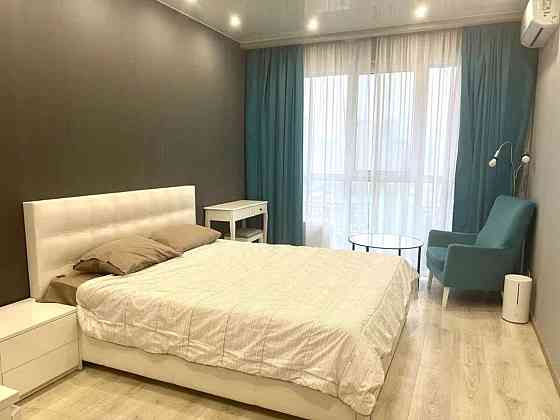 Оренда Квартира 1-кімнатна, 16/24 поверх на ул. Митрополита Василия Липковского Киев