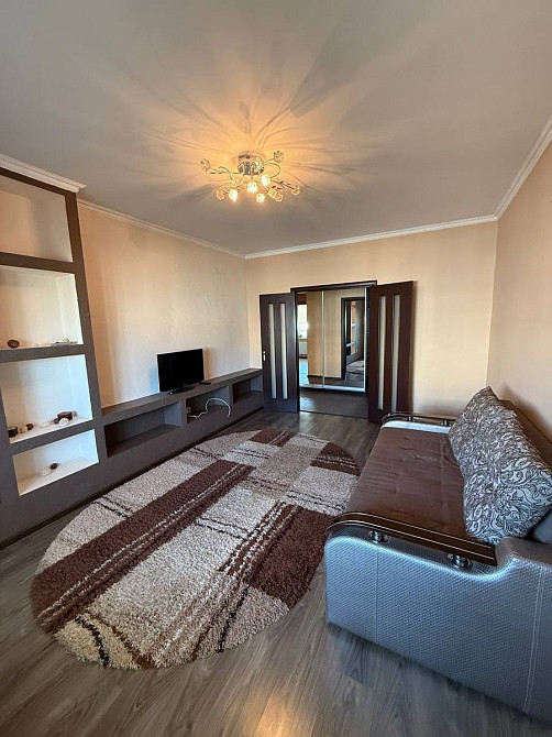 Оренда Квартира 1-кімнатна, 24/26 поверх на Драгоманова, 6/1 Киев - изображение 1